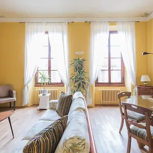 A Touch Of History, In Santa Reparata Apartment Florence
