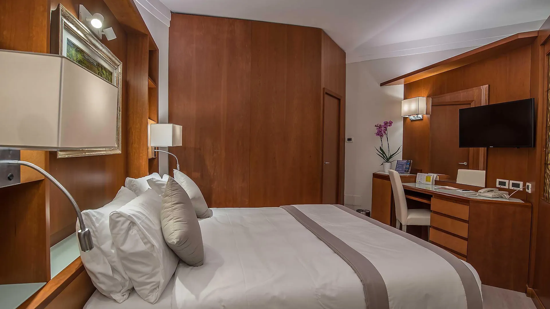 Hotel La Giocca Rome Italy