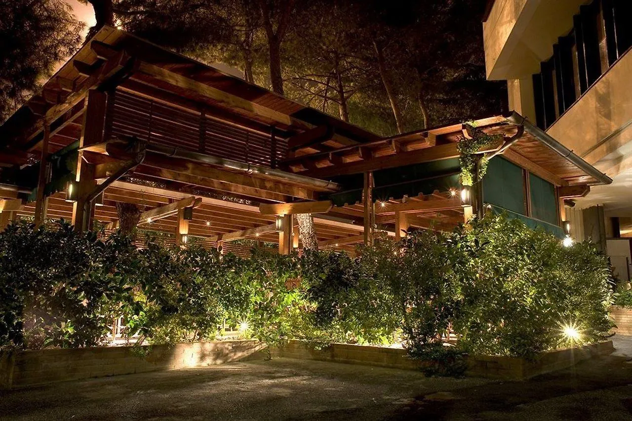 Hotel La Giocca Rome 4*,  Italy